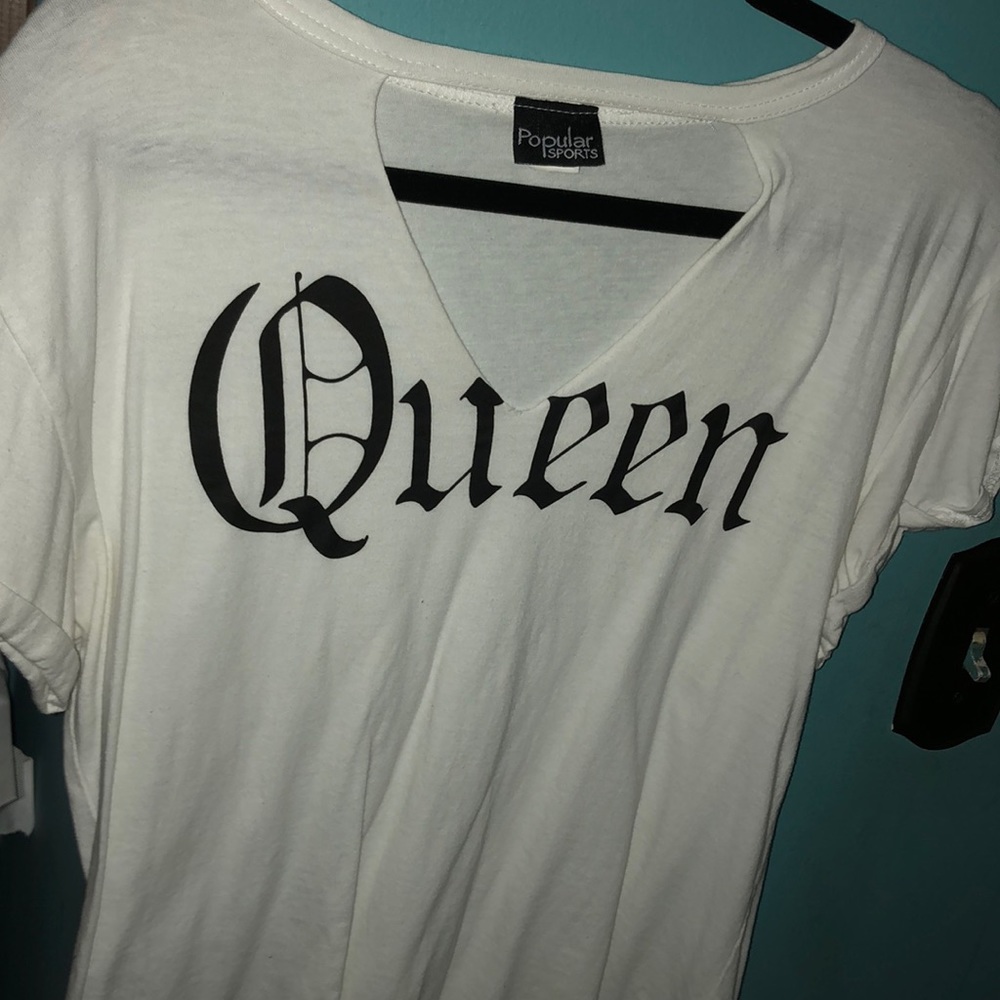 White v neck tee - Picture 2 of 2